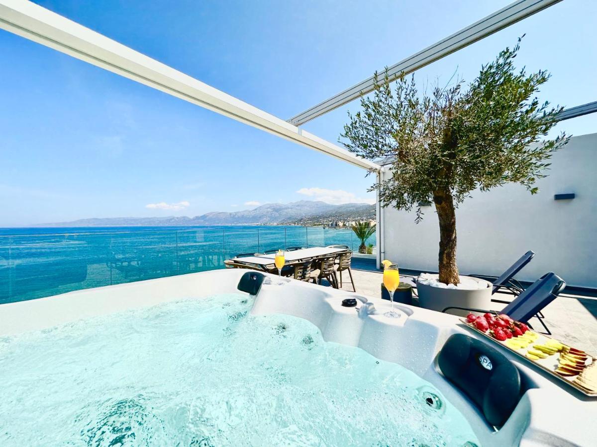 Skipper Beachfront Suites Hersonissos  Exterior foto