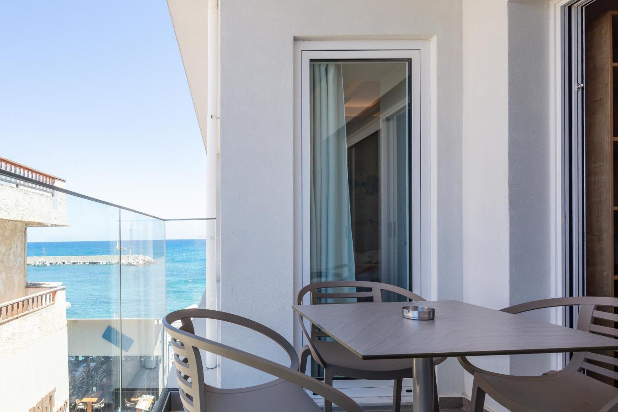 Skipper Beachfront Suites Hersonissos  Cameră foto