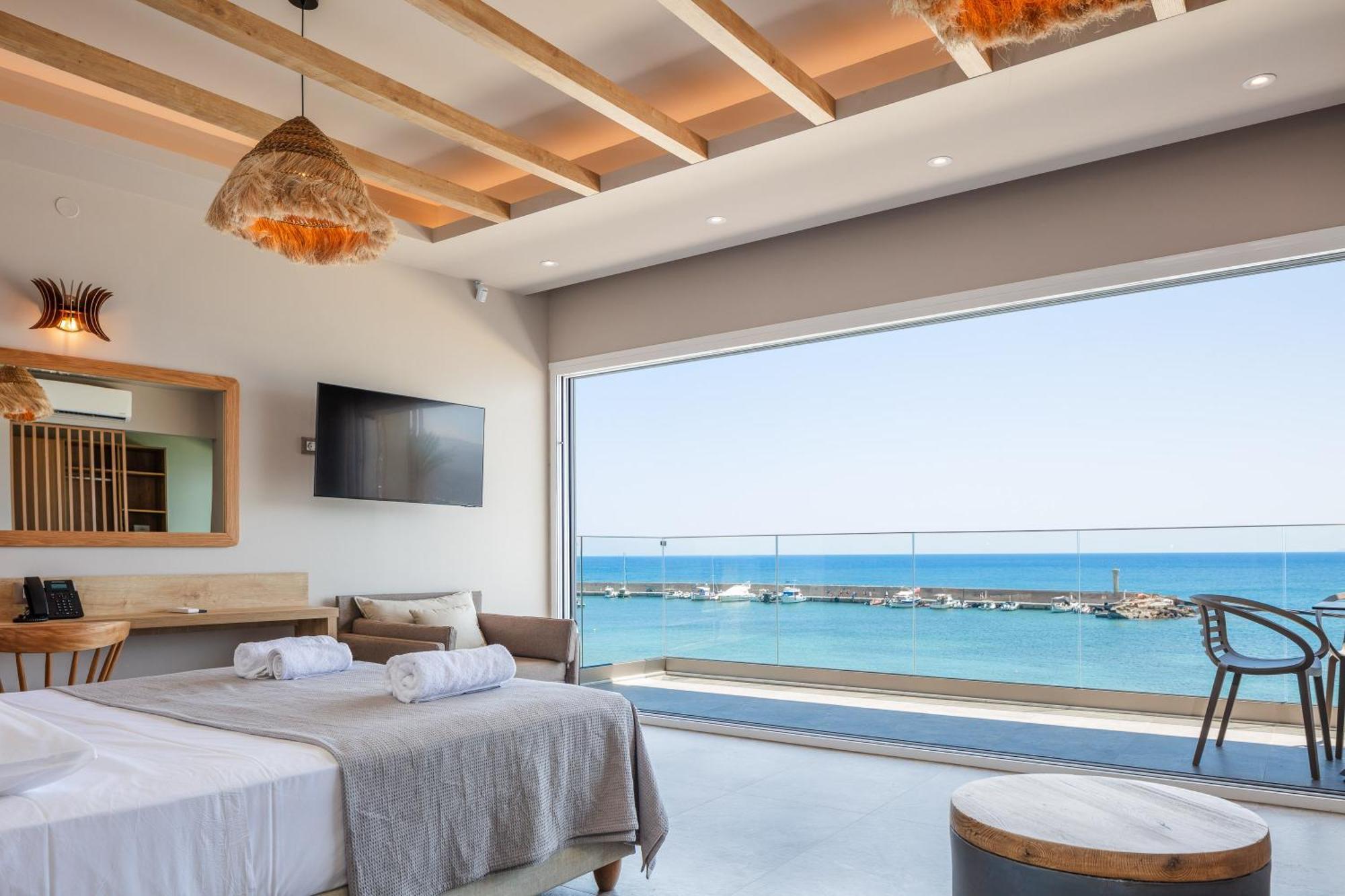 Skipper Beachfront Suites Hersonissos  Exterior foto